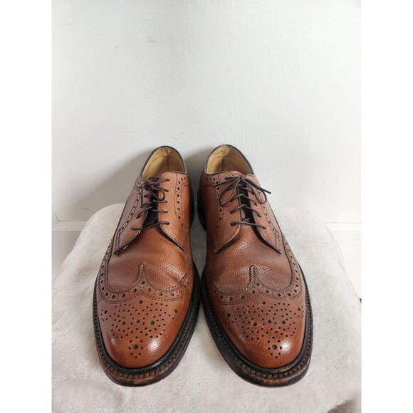 Nettleton Brown Wingtip Oxford Dress Shoes Lace Up Almond Toe Mens 8.5D EUC